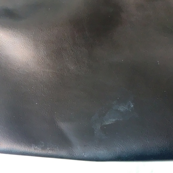 Nine West black leather medium size shoulder/sling bag - Picture 13 of 15